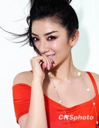 演员黄奕个人资料,从影视新星到家庭生活，多面人生精彩回顾